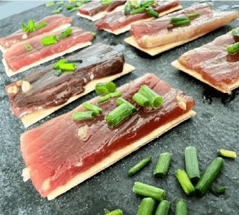 Hojas de pan_Sashimi de atun